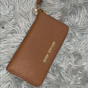 Michael Kors Beige Wrislet